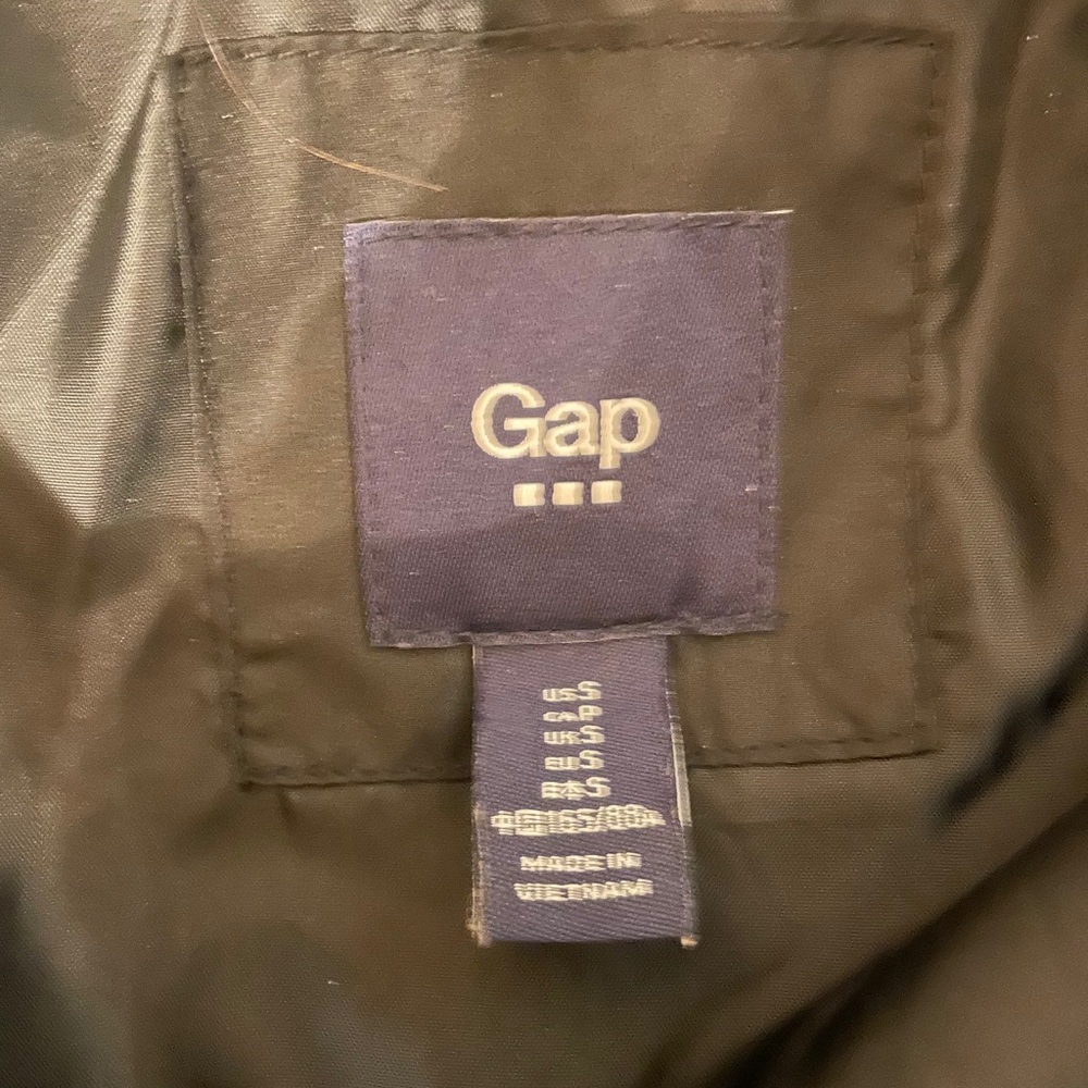 Gap Puffer Jacket - image 2